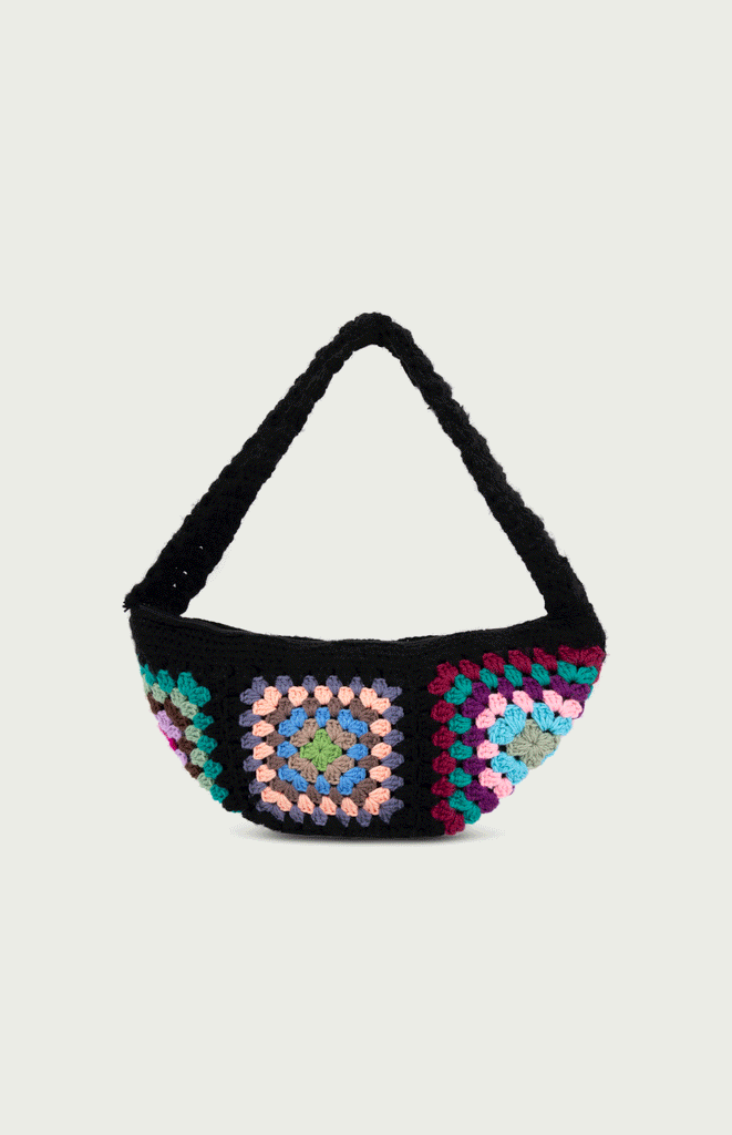 All Things Mochi _ Crochet Shoulder Bag_ Hand sewn crochet_ Amsterdam_ front_ Google 1