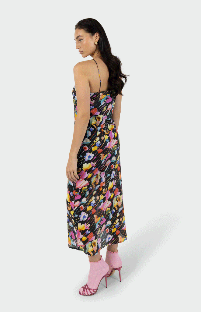 All-Things-Mochi_Noir-bouquet-midi-dress_Model-Image