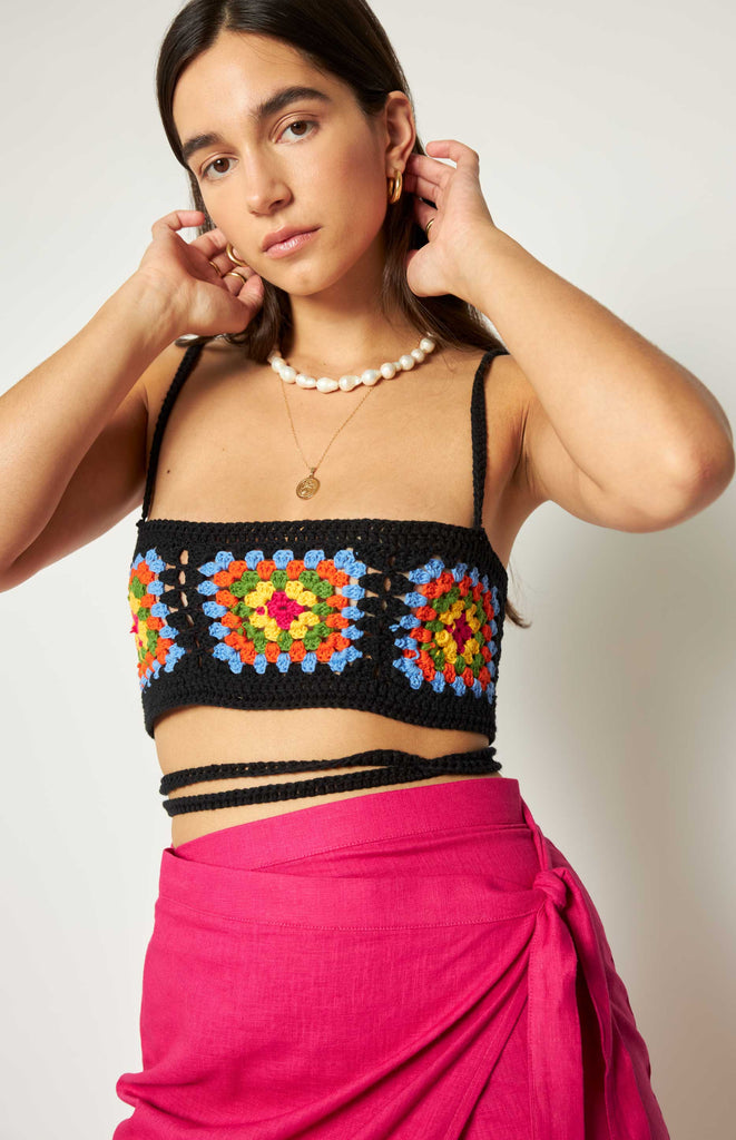 All Things Mochi - Reconstructed - Crochet crop top - Black 
