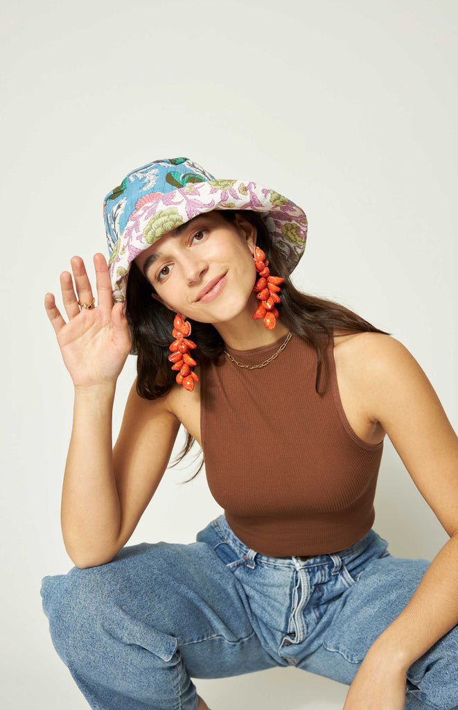 All Things Mochi - Mochi Uplifted - Fall of Bloom - Violet Bucklet Hat: multicolored quilted bucket hat with ties (babyblue)